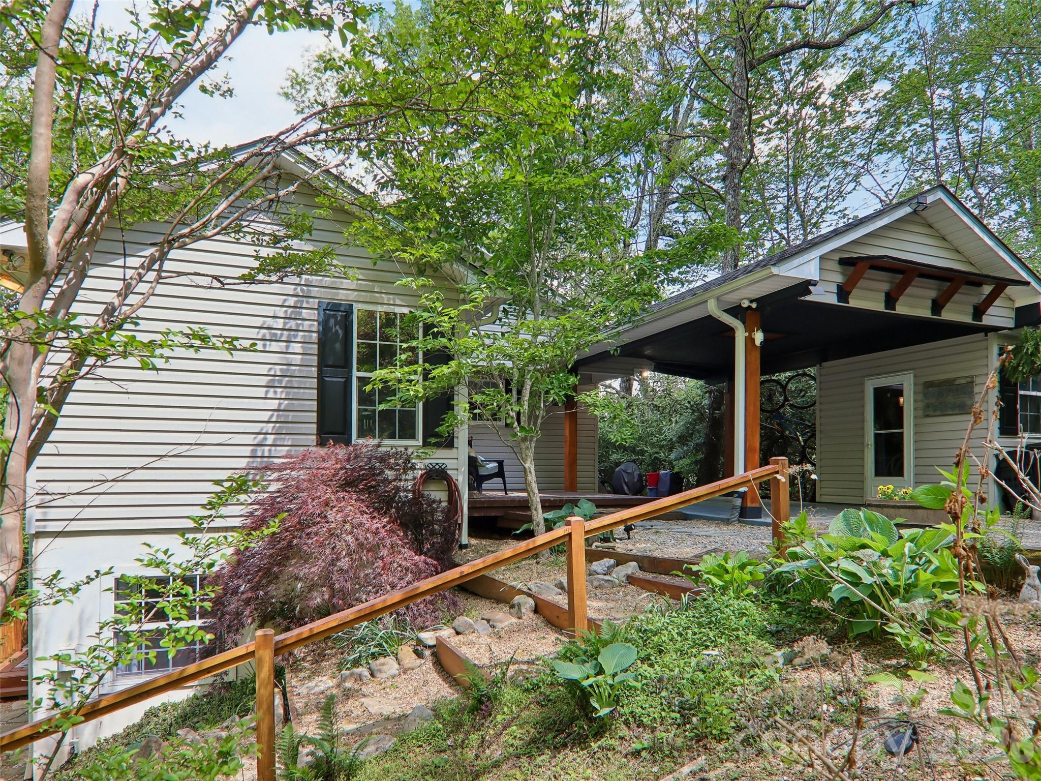 554 Pisgah Forest Drive — Pisgah Forest