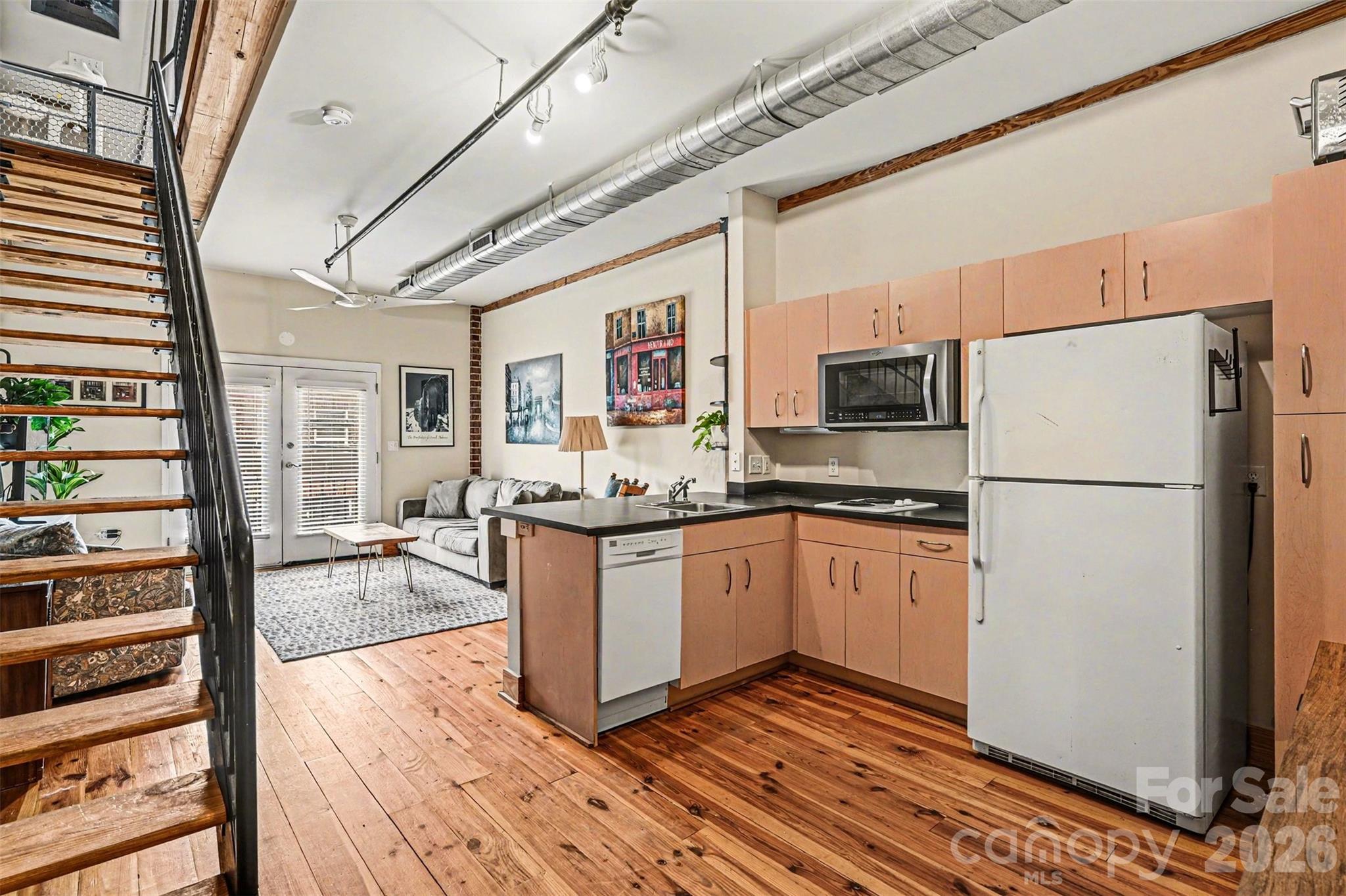 3205 N Davidson Street #202 — Charlotte