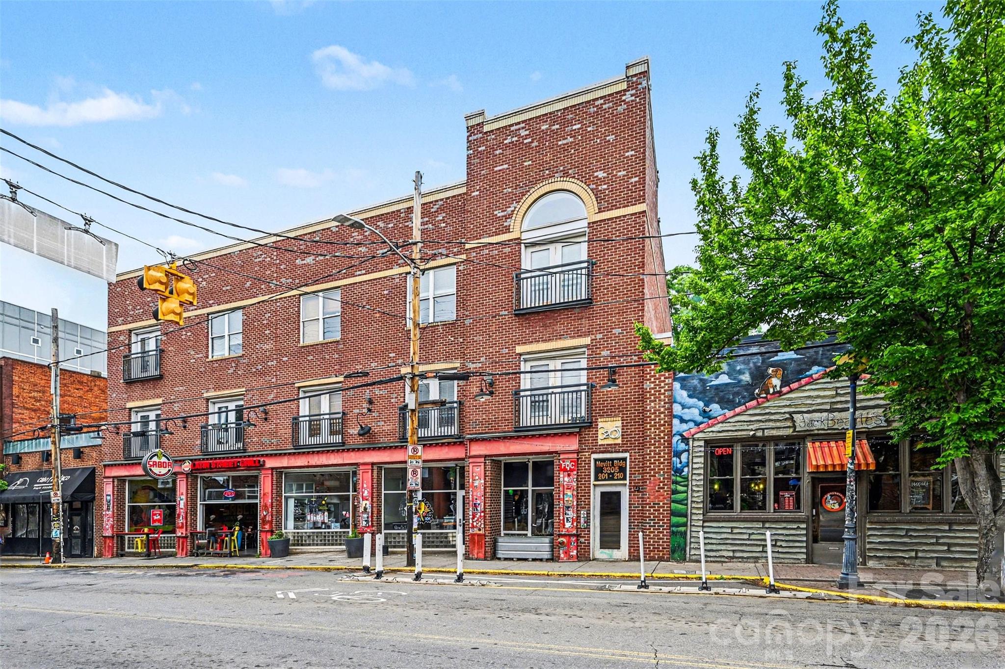 3205 N Davidson Street #202 — Charlotte