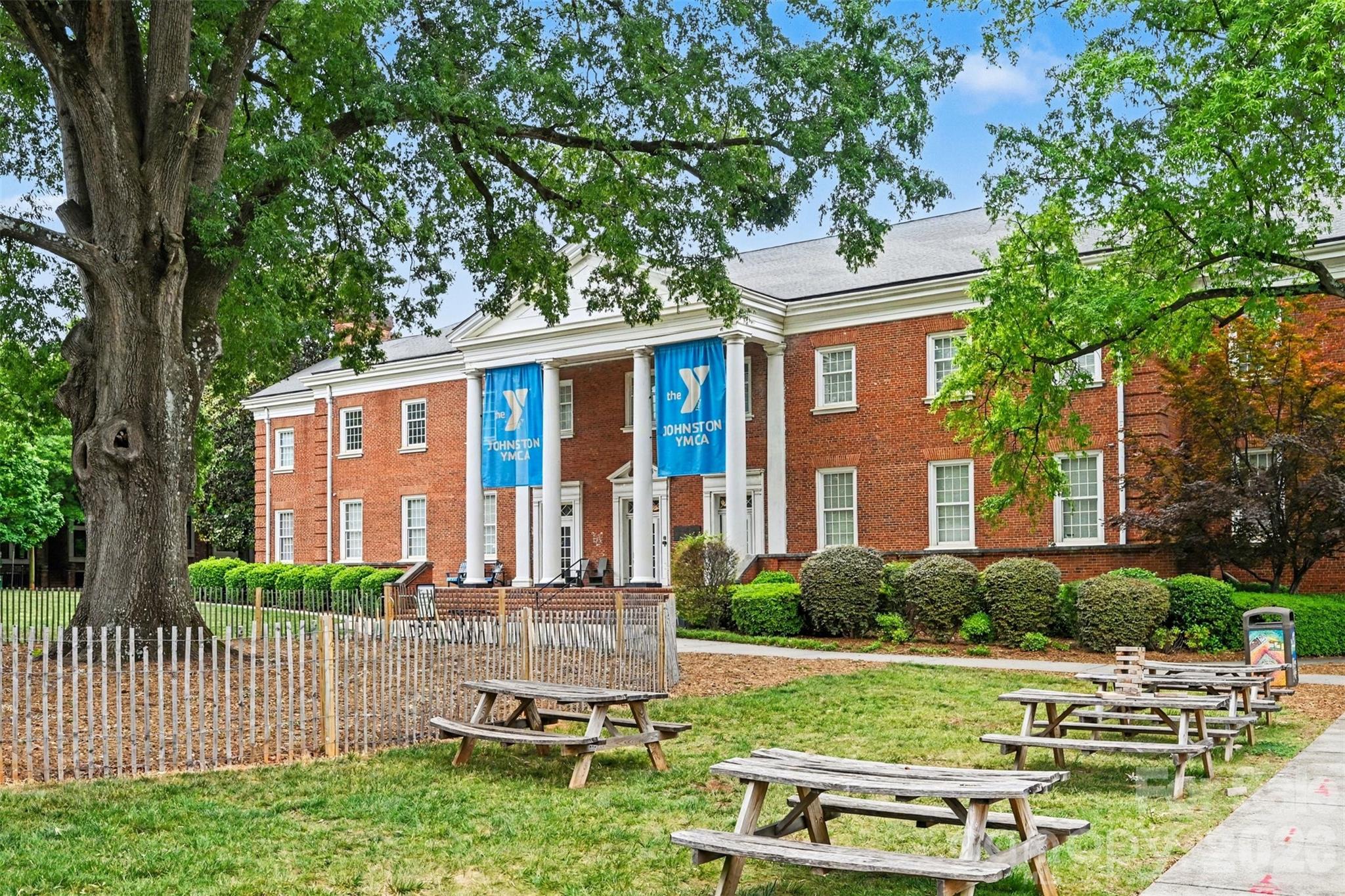 3205 N Davidson Street #202 — Charlotte