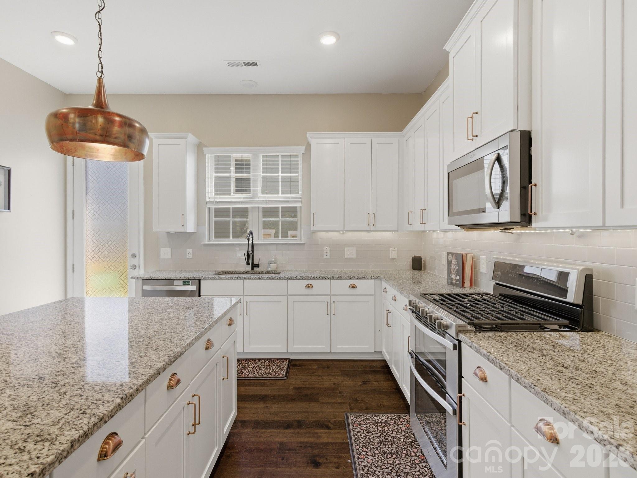 9812 Ainslie Downs Street — Charlotte