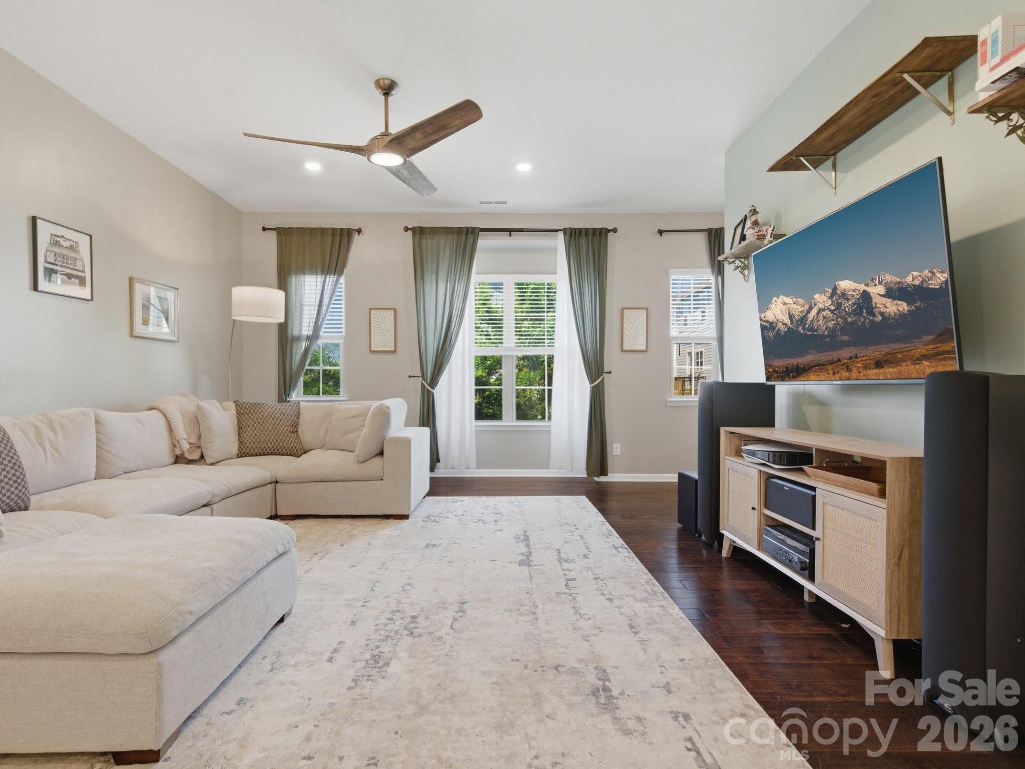 9812 Ainslie Downs Street — Charlotte