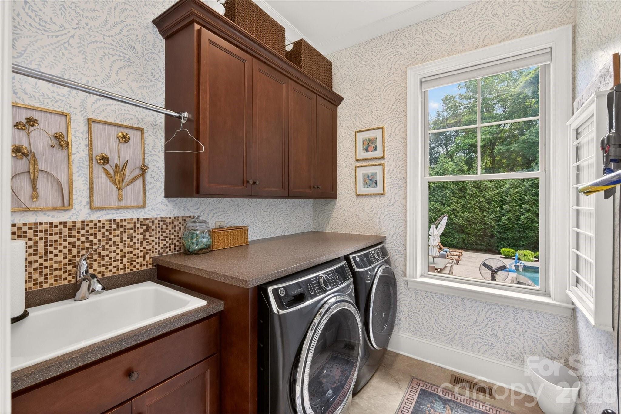 9004 Sunday Silence Drive — Waxhaw