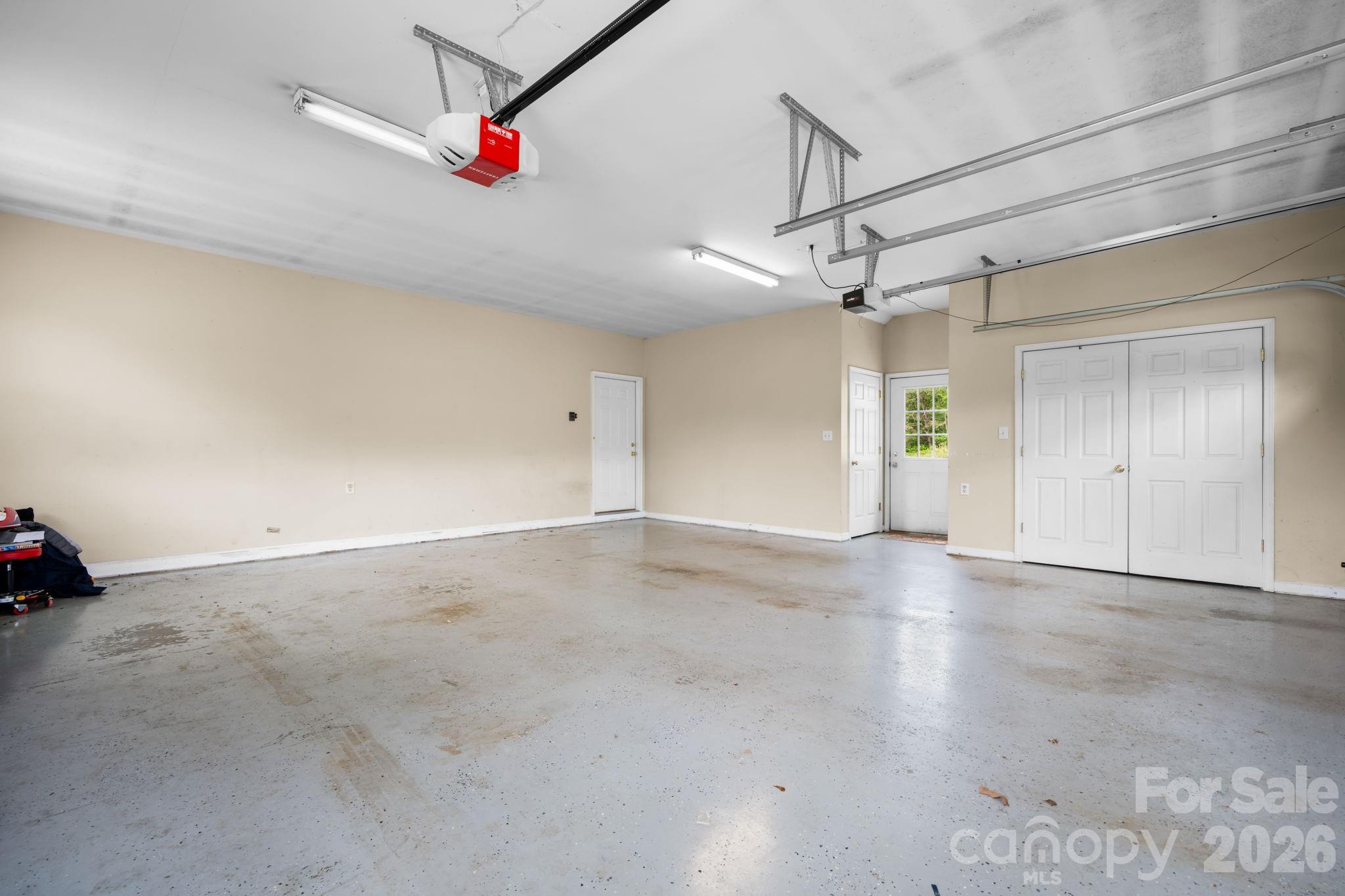 7008 Peyronel Street — Connelly Springs