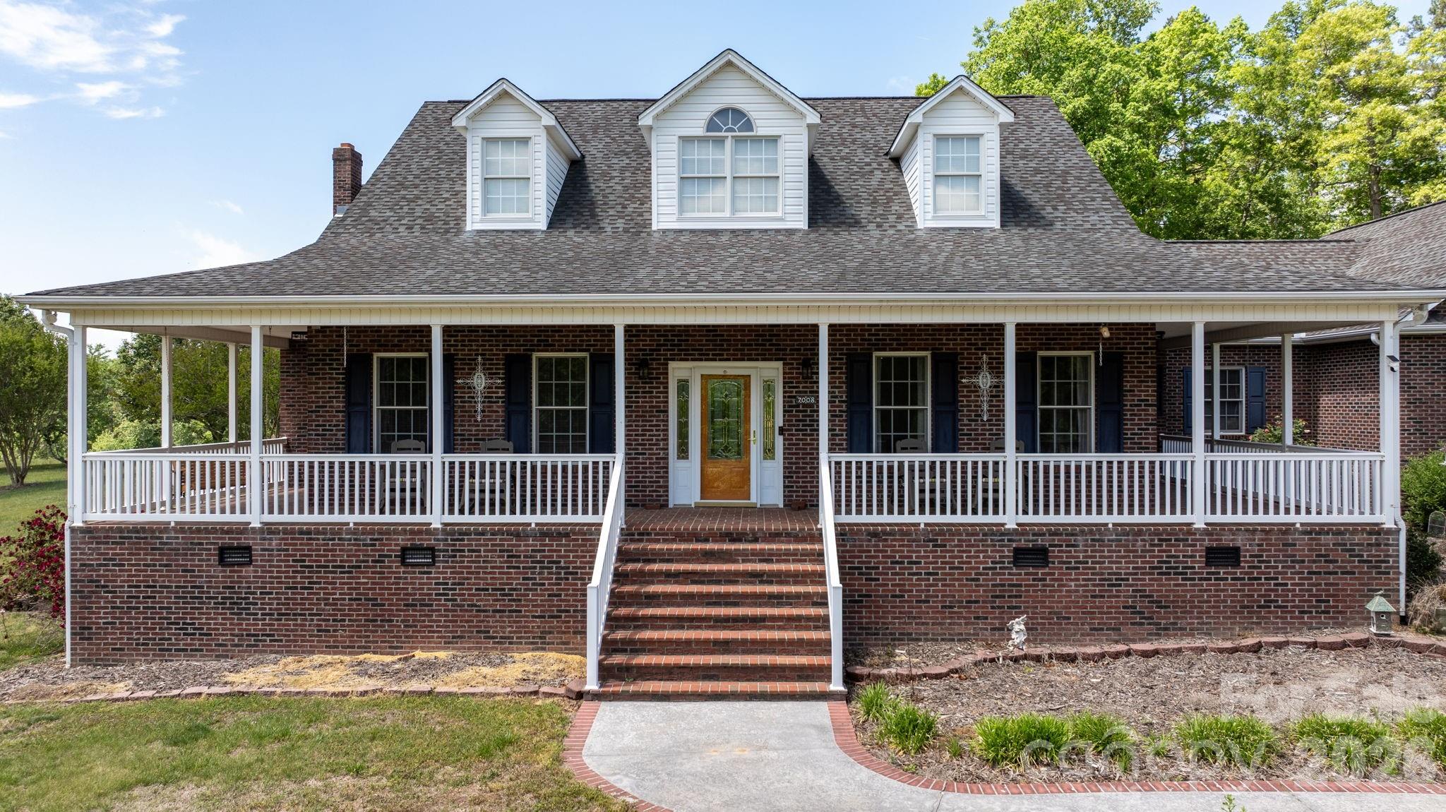 7008 Peyronel Street — Connelly Springs
