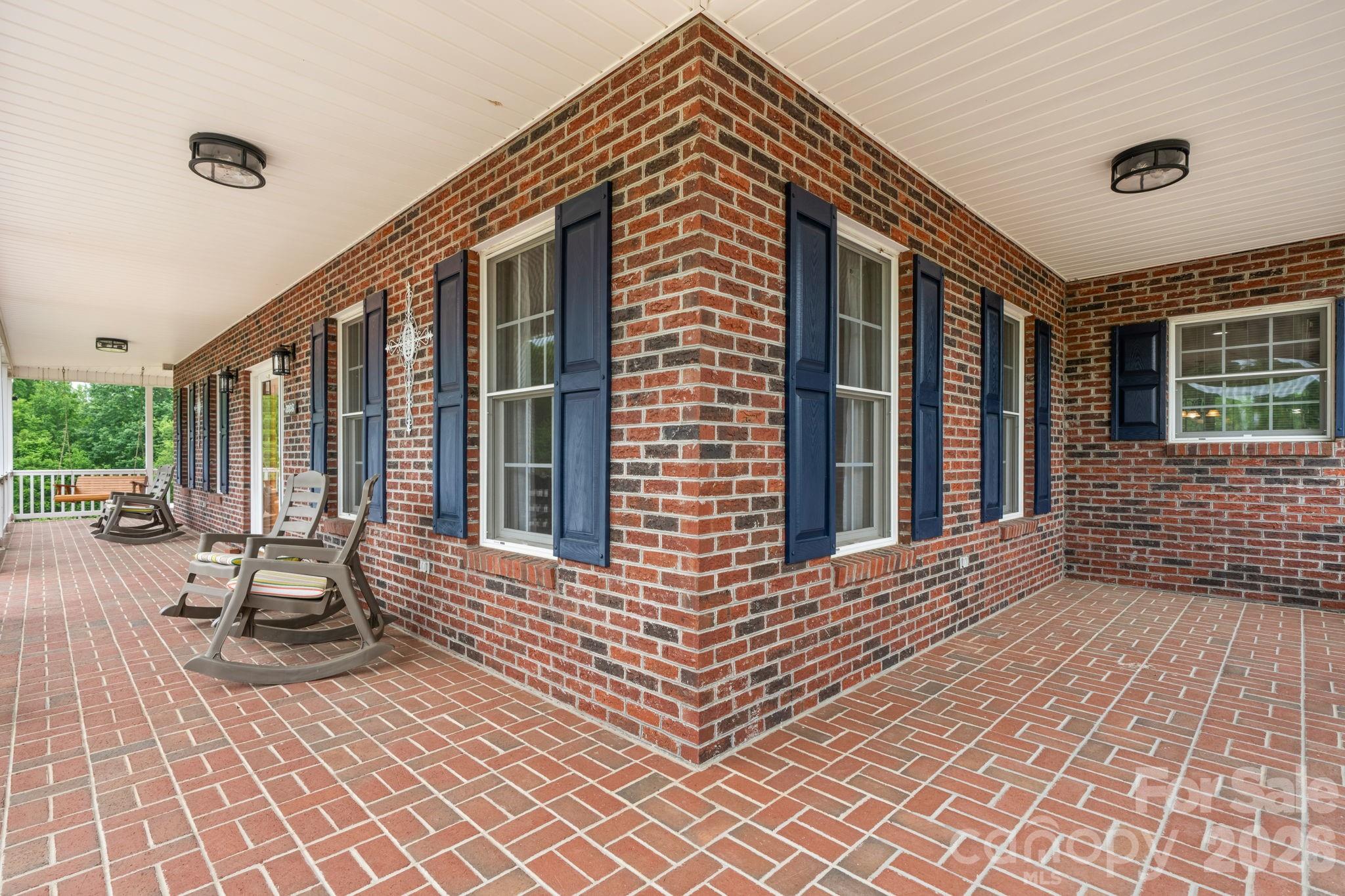 7008 Peyronel Street — Connelly Springs