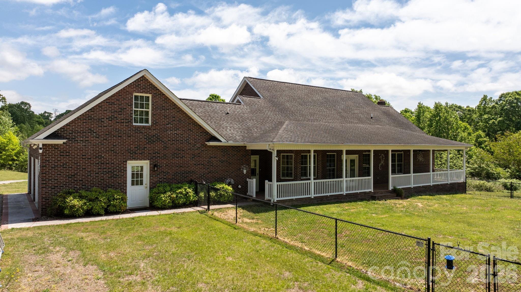 7008 Peyronel Street — Connelly Springs