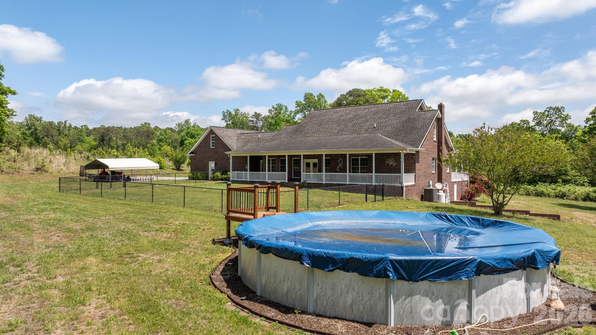 7008 Peyronel Street — Connelly Springs