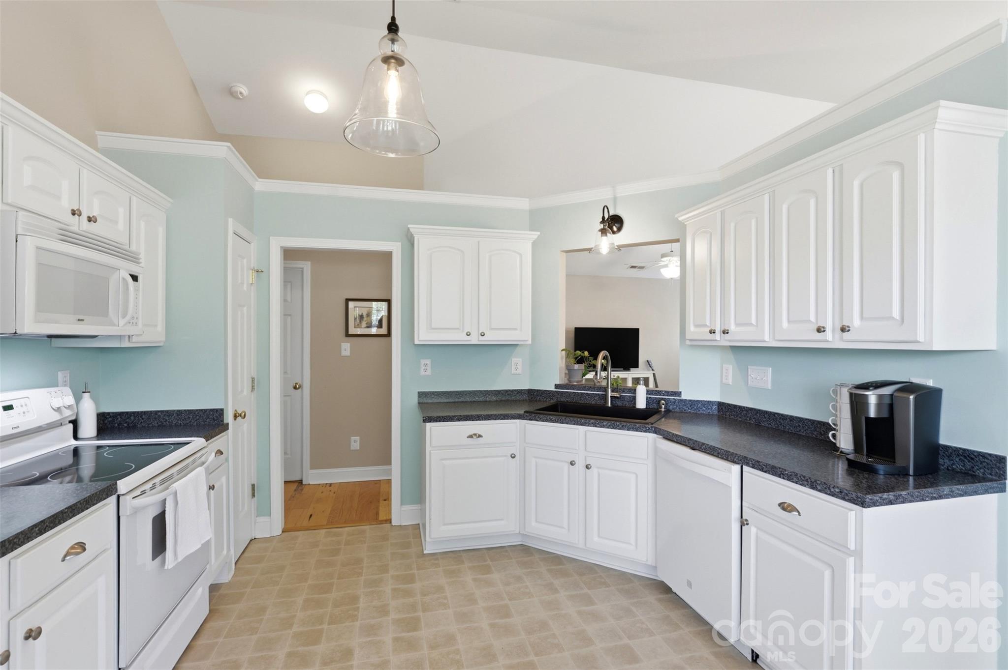 3371 Muddy Creek Road — Midland