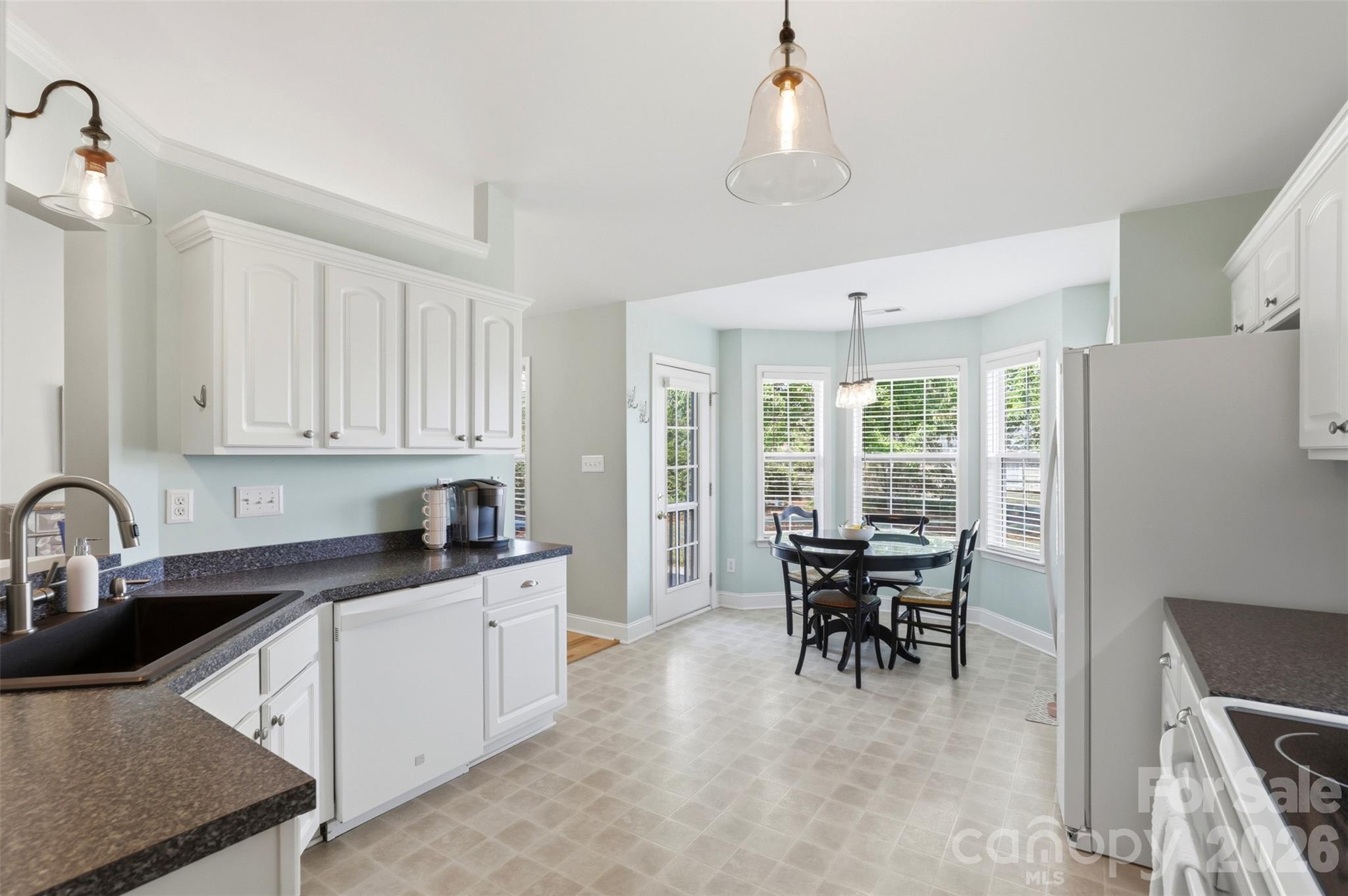 3371 Muddy Creek Road — Midland