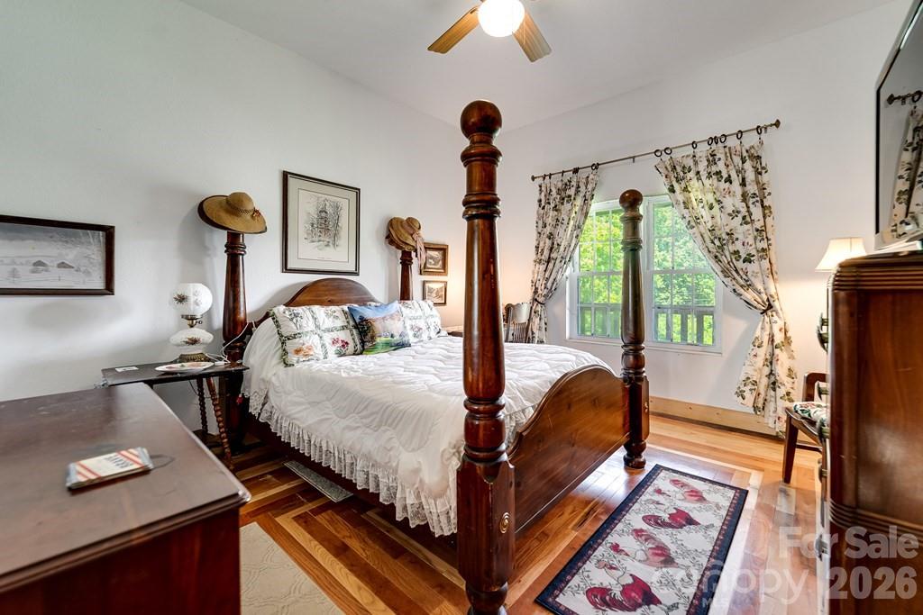 54 Barnwood Way — Whittier