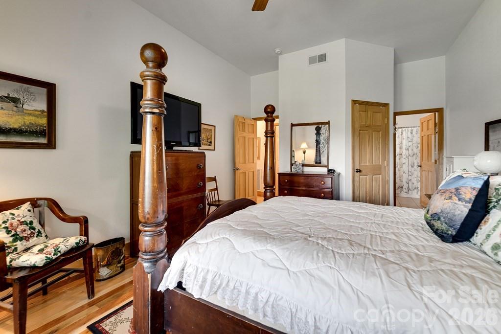 54 Barnwood Way — Whittier