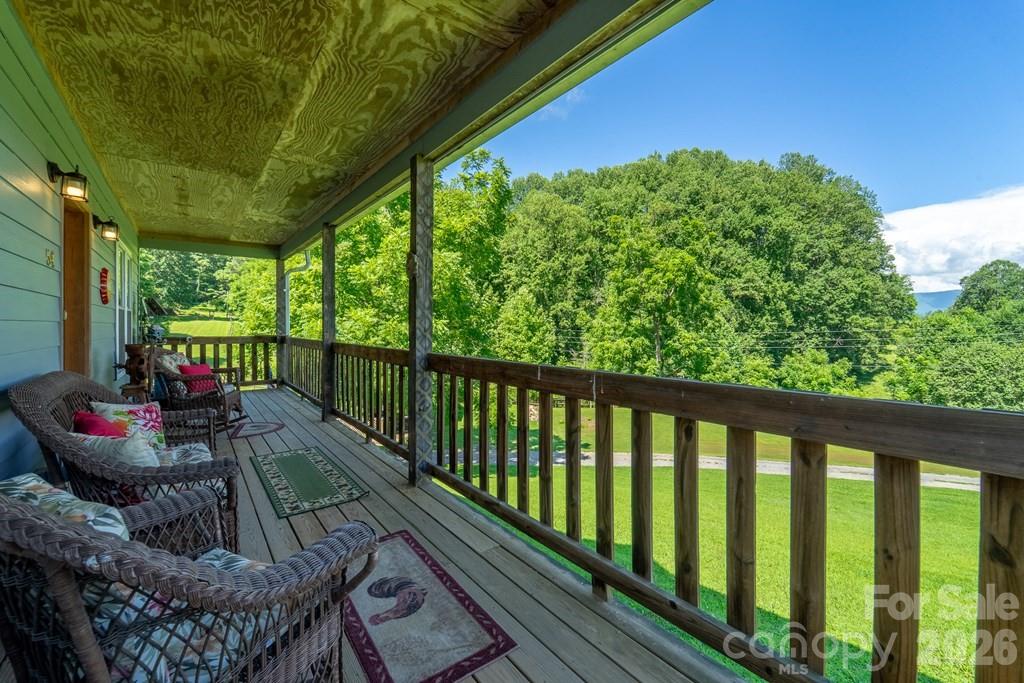 54 Barnwood Way — Whittier