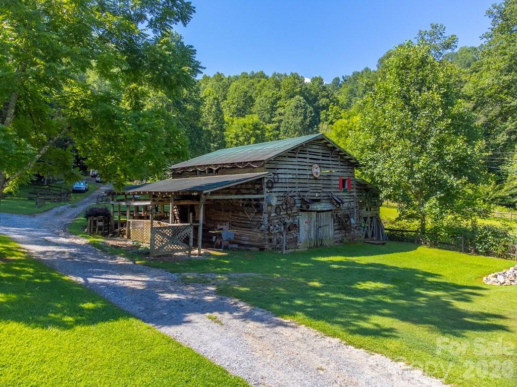 54 Barnwood Way — Whittier