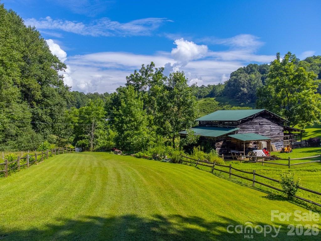 54 Barnwood Way — Whittier