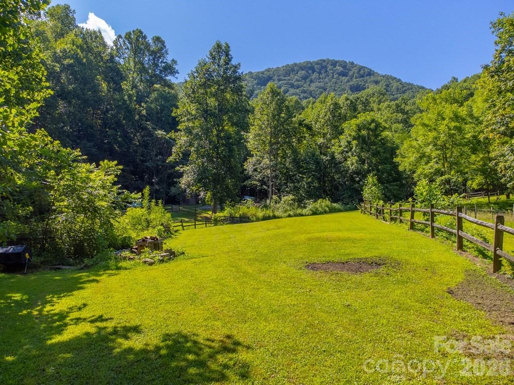 54 Barnwood Way — Whittier