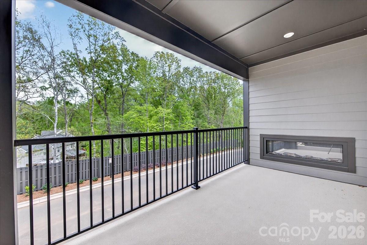 420 Old Town Village Road — Waxhaw