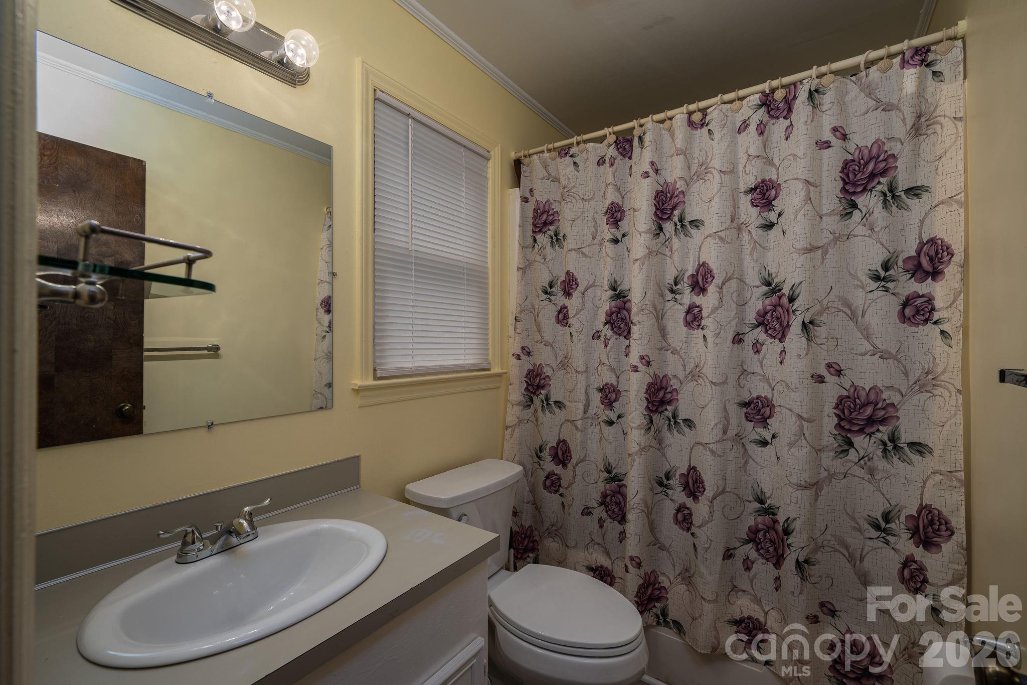 1841 Oak Hollow Road — Gastonia