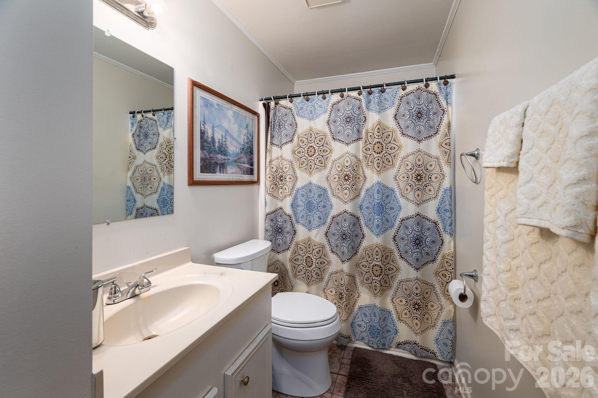 1841 Oak Hollow Road — Gastonia