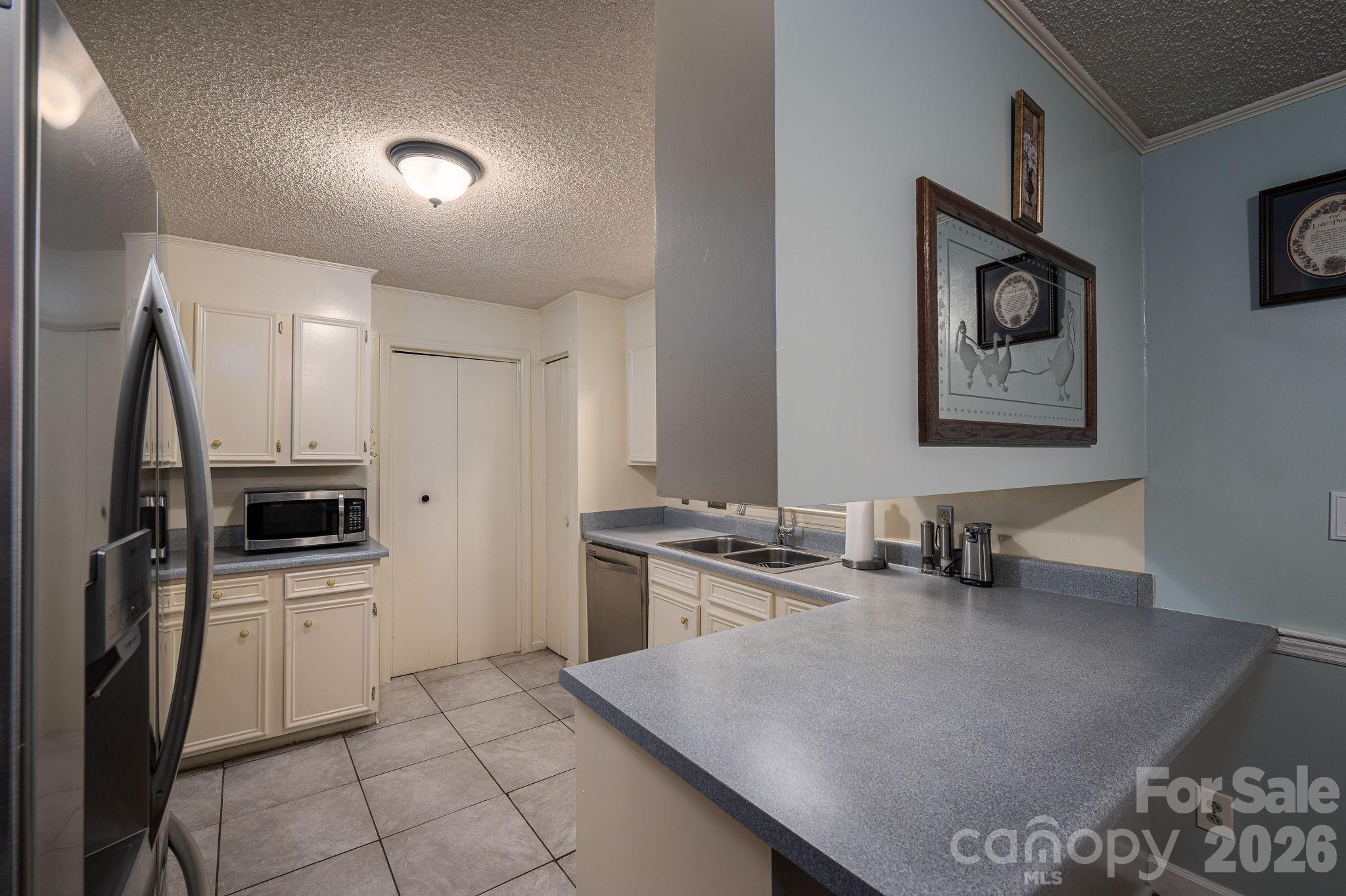 1841 Oak Hollow Road — Gastonia