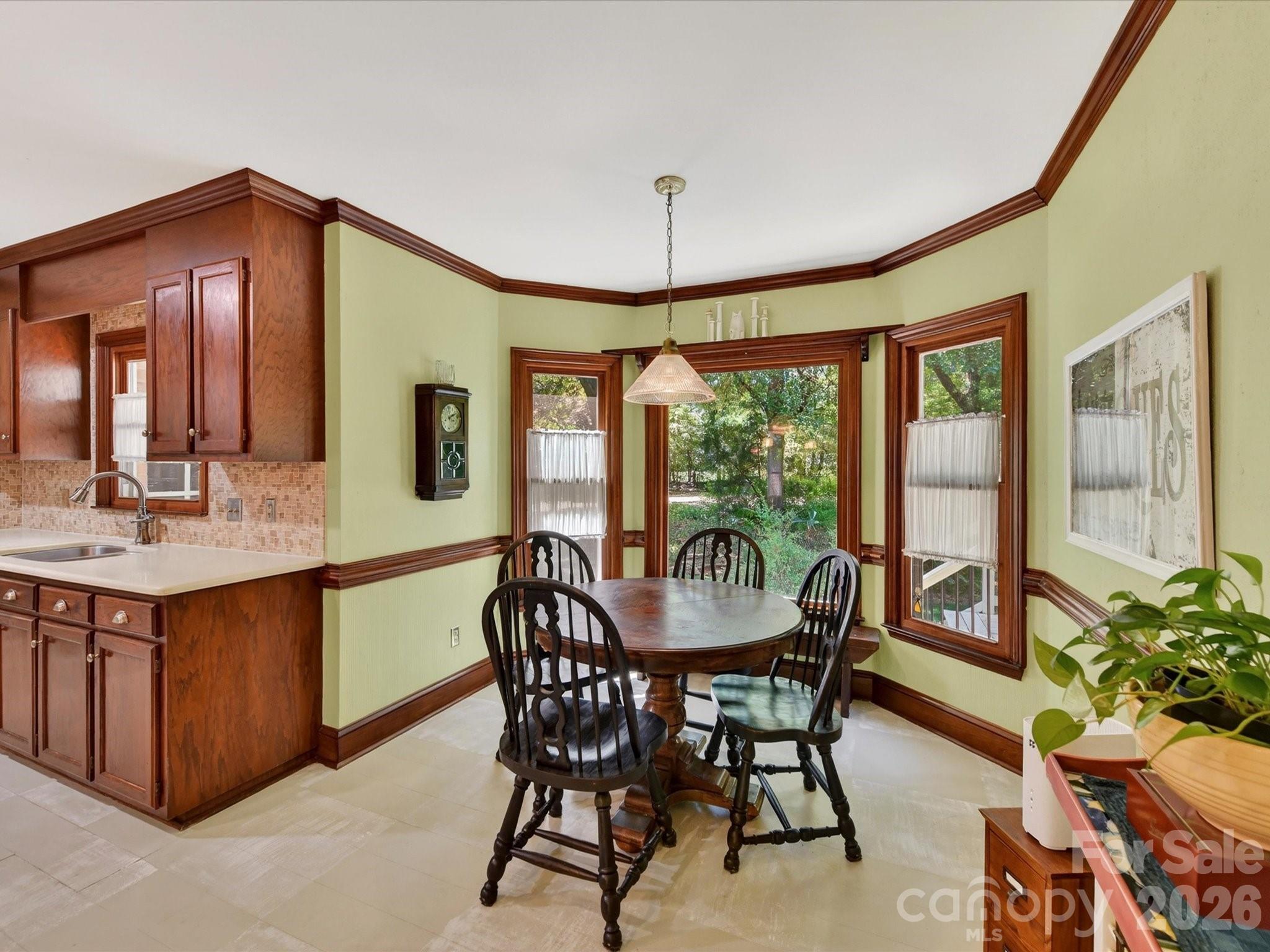 1531 Hansom Lane NW — Concord