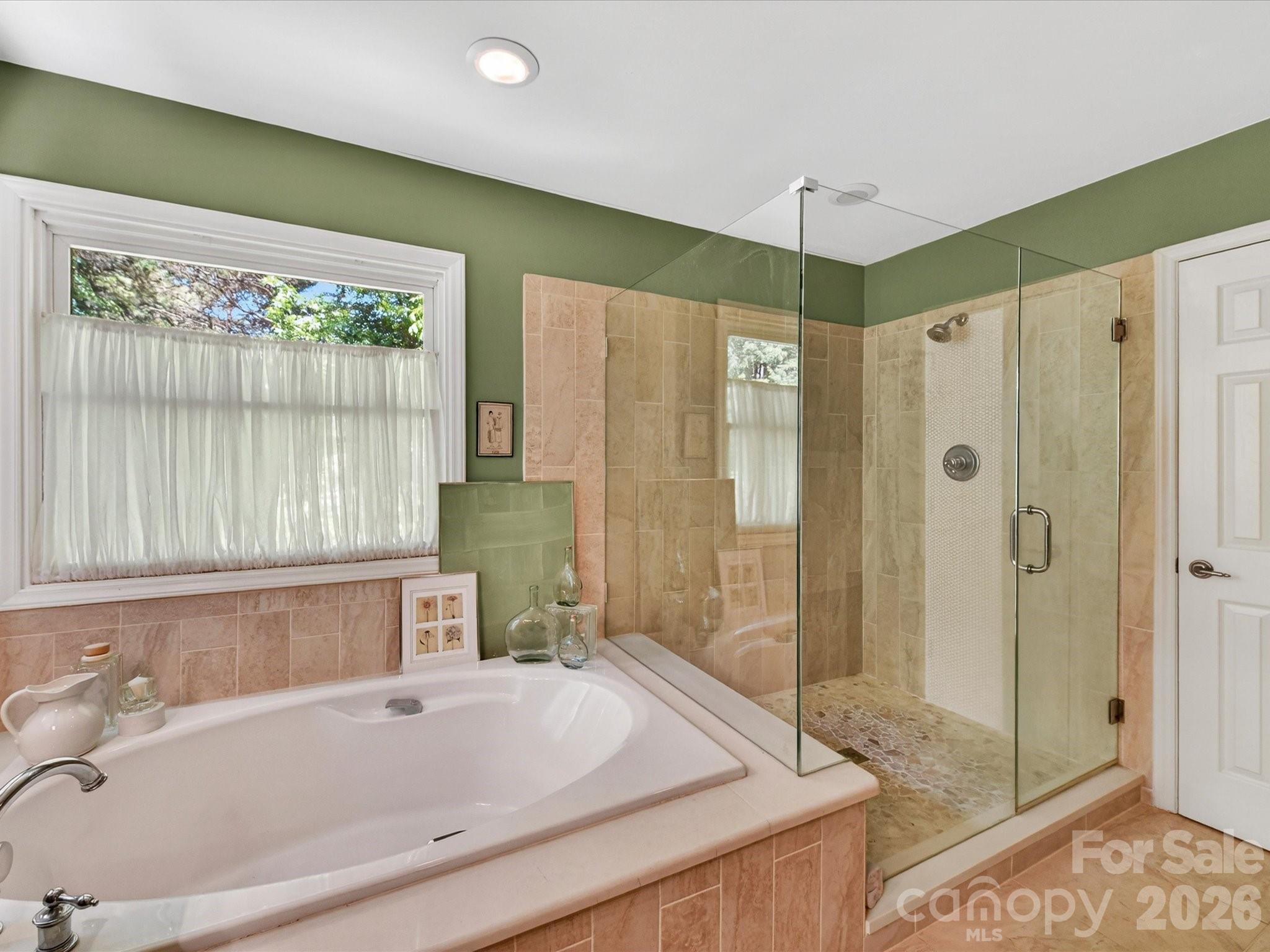 1531 Hansom Lane NW — Concord