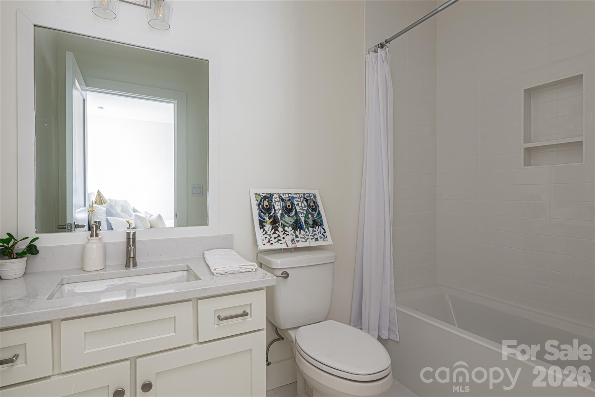 610 Storybook Villas Trail — Asheville