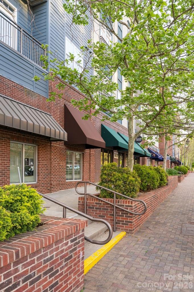 610 Storybook Villas Trail — Asheville