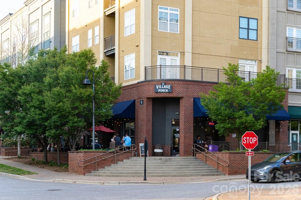 610 Storybook Villas Trail — Asheville