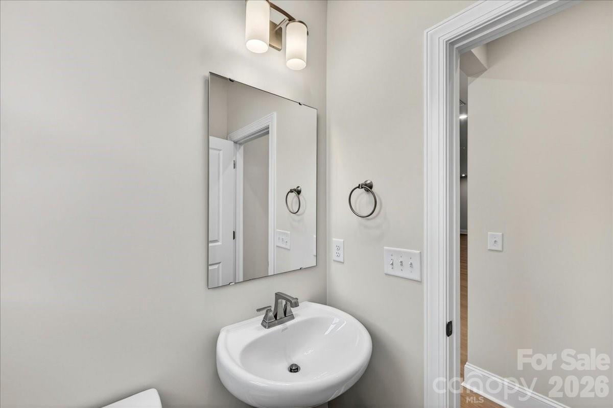 440 Old Town Village Road — Waxhaw