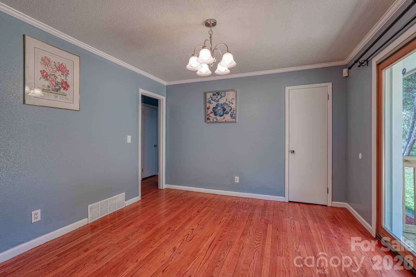 509 Brookside Camp Road — Hendersonville