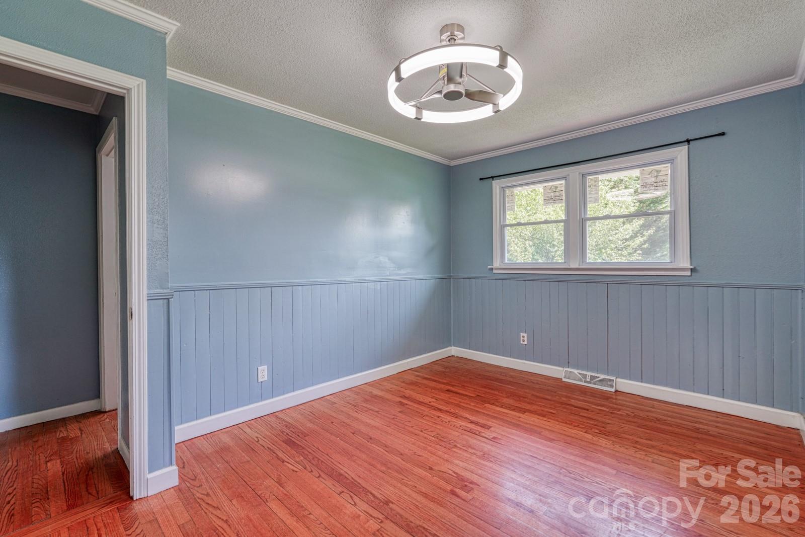 509 Brookside Camp Road — Hendersonville