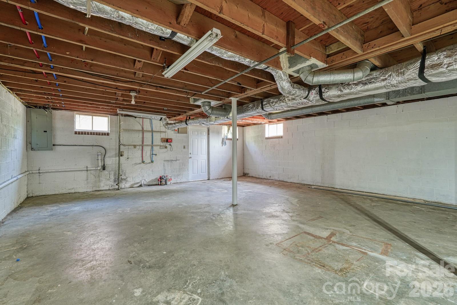 509 Brookside Camp Road — Hendersonville