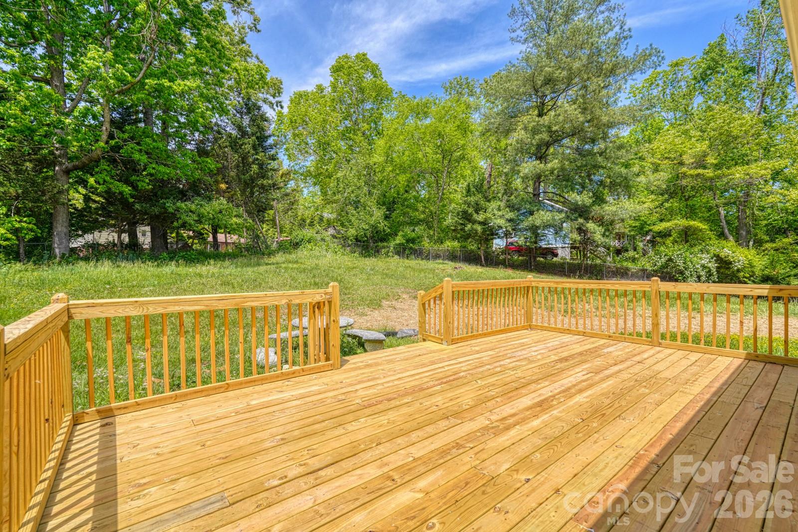 509 Brookside Camp Road — Hendersonville