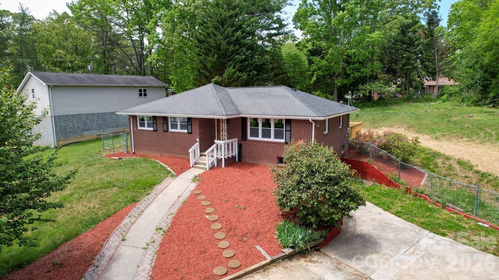 509 Brookside Camp Road — Hendersonville