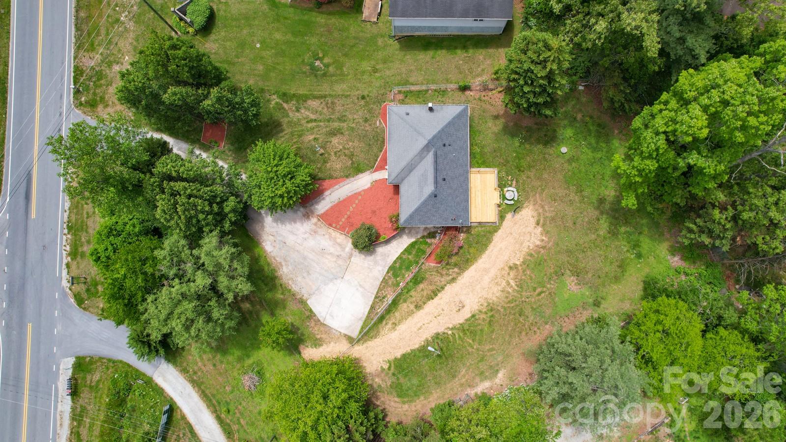 509 Brookside Camp Road — Hendersonville