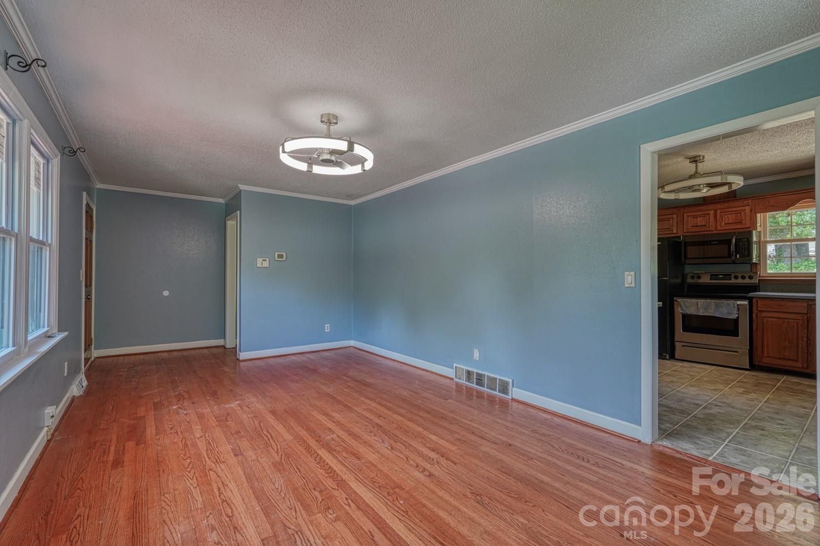 509 Brookside Camp Road — Hendersonville