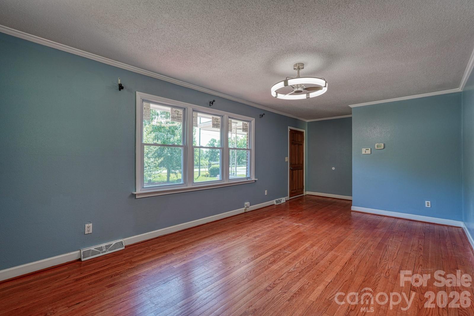 509 Brookside Camp Road — Hendersonville