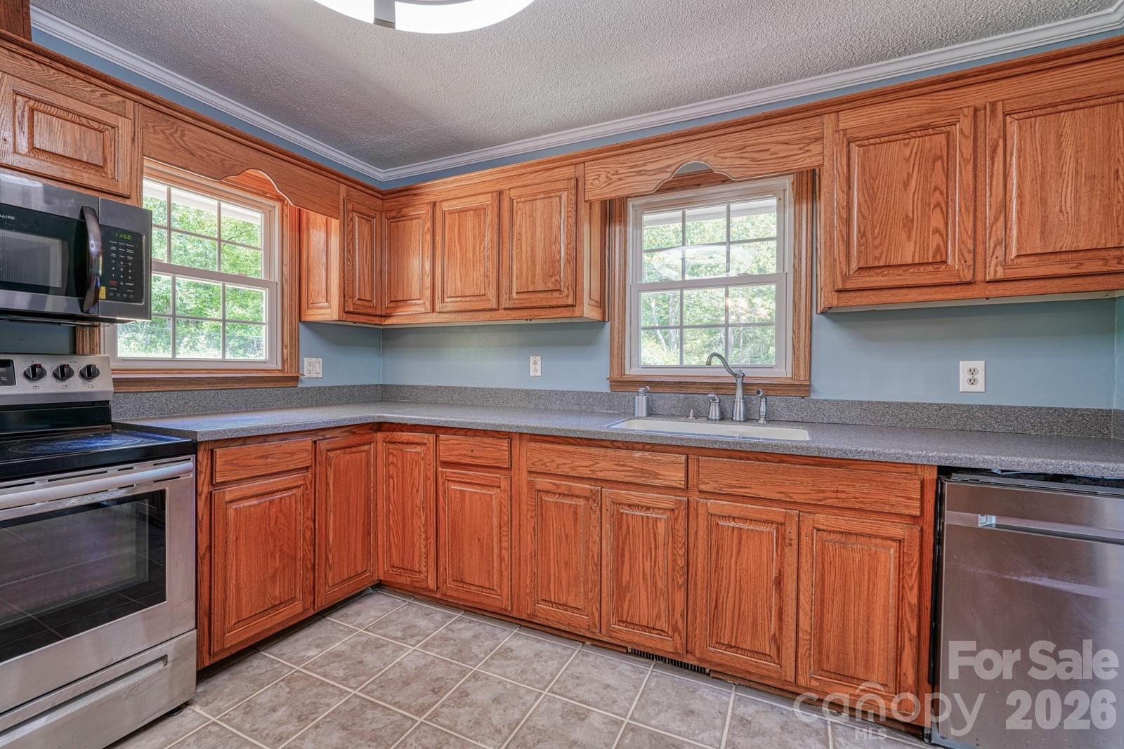 509 Brookside Camp Road — Hendersonville