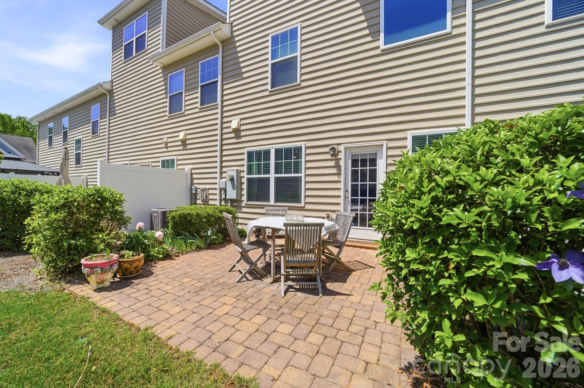113 Clarendon Street #C — Mooresville