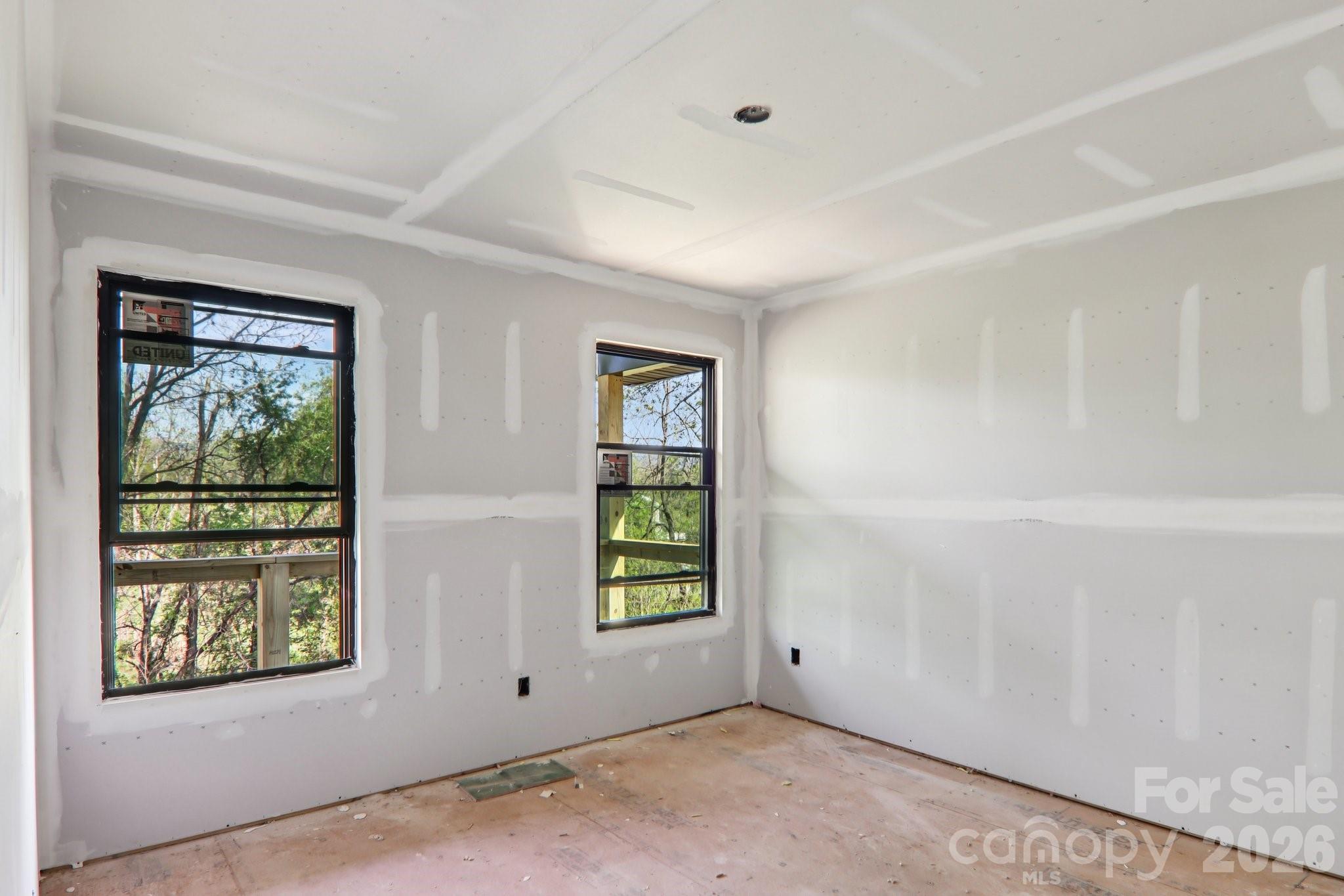 124 N Main Street — Mars Hill