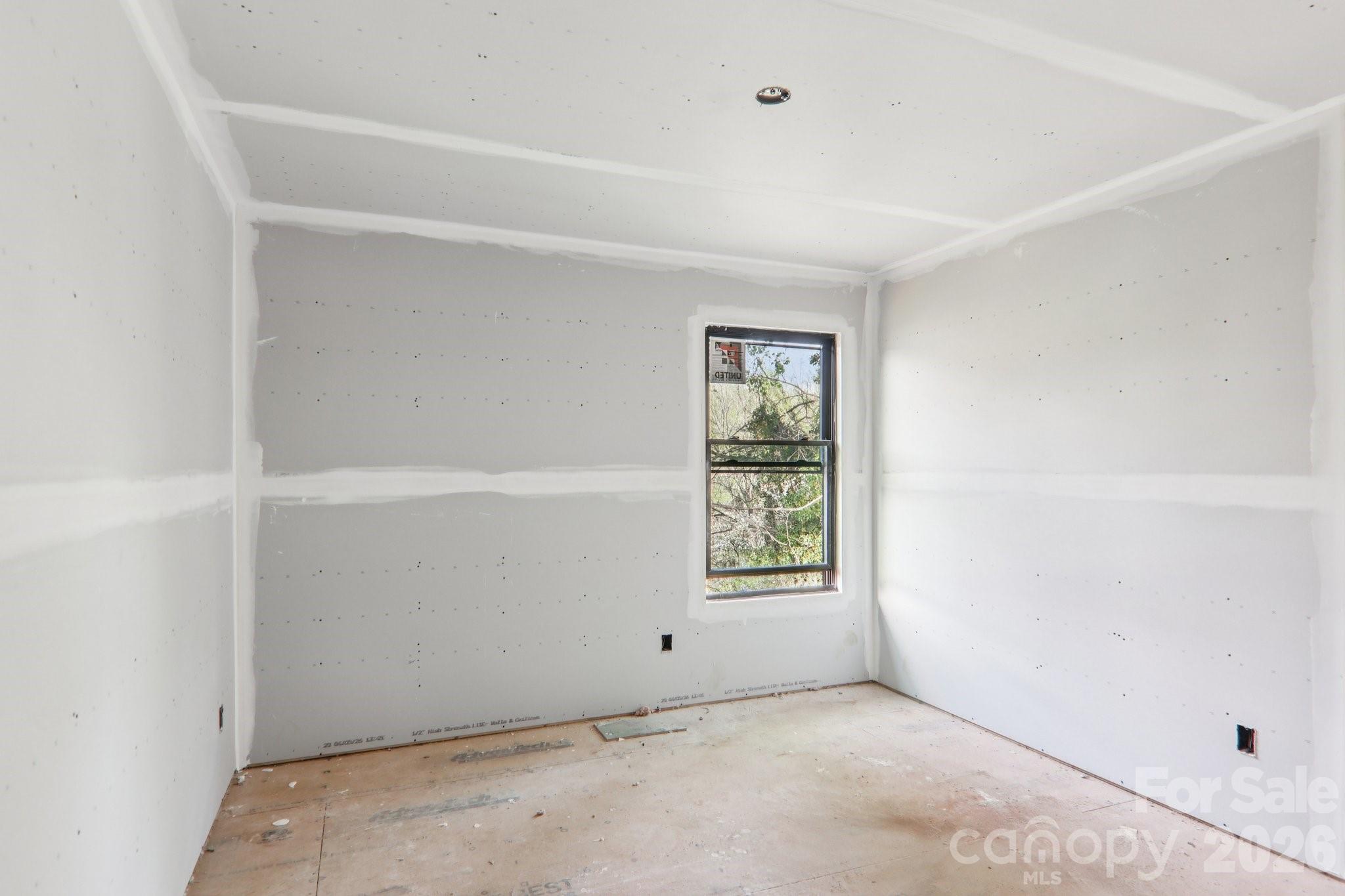 124 N Main Street — Mars Hill