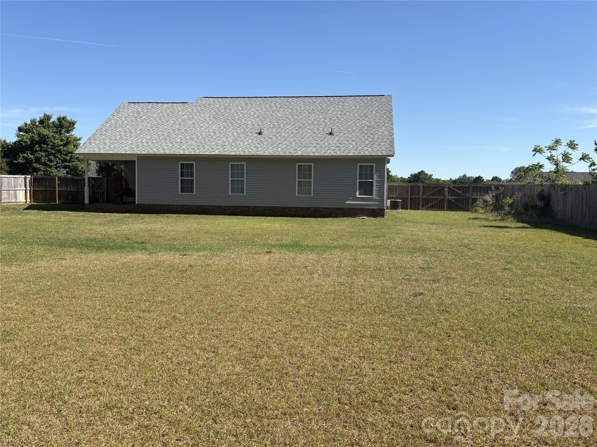 195 Moorea Drive — Raeford Township