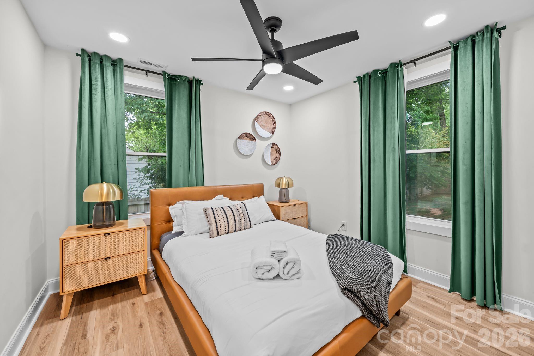 3021 Dogwood Avenue — Charlotte