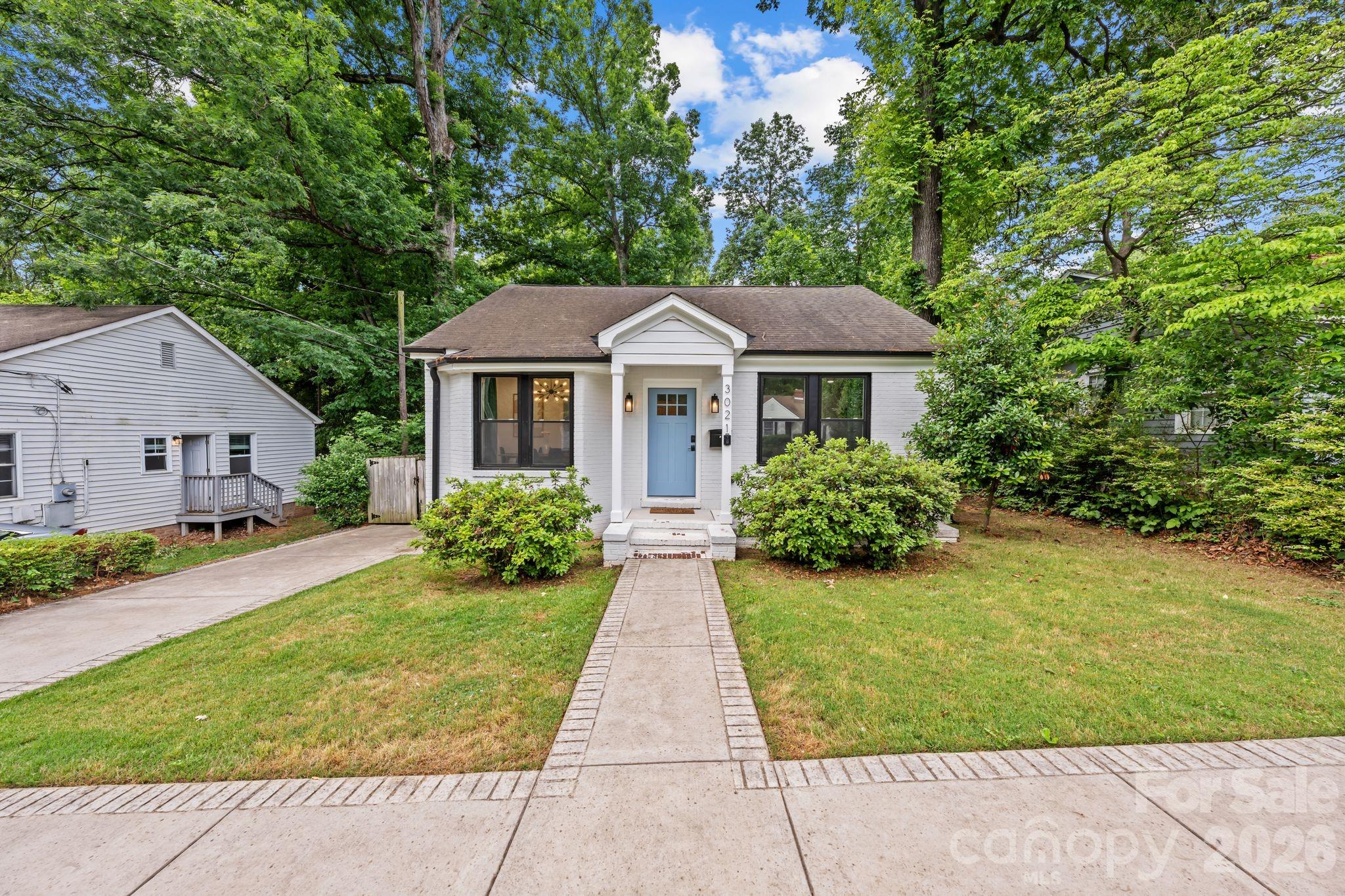3021 Dogwood Avenue — Charlotte