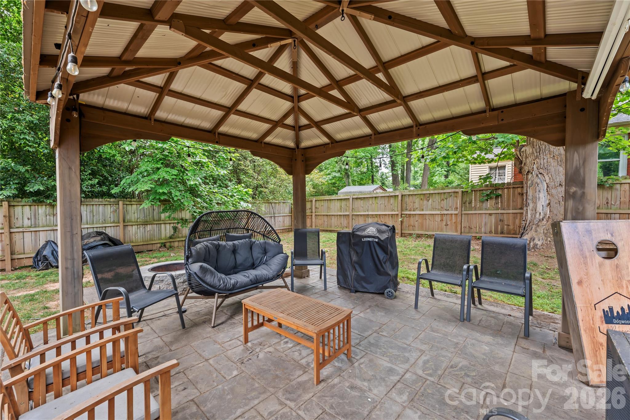 3021 Dogwood Avenue — Charlotte