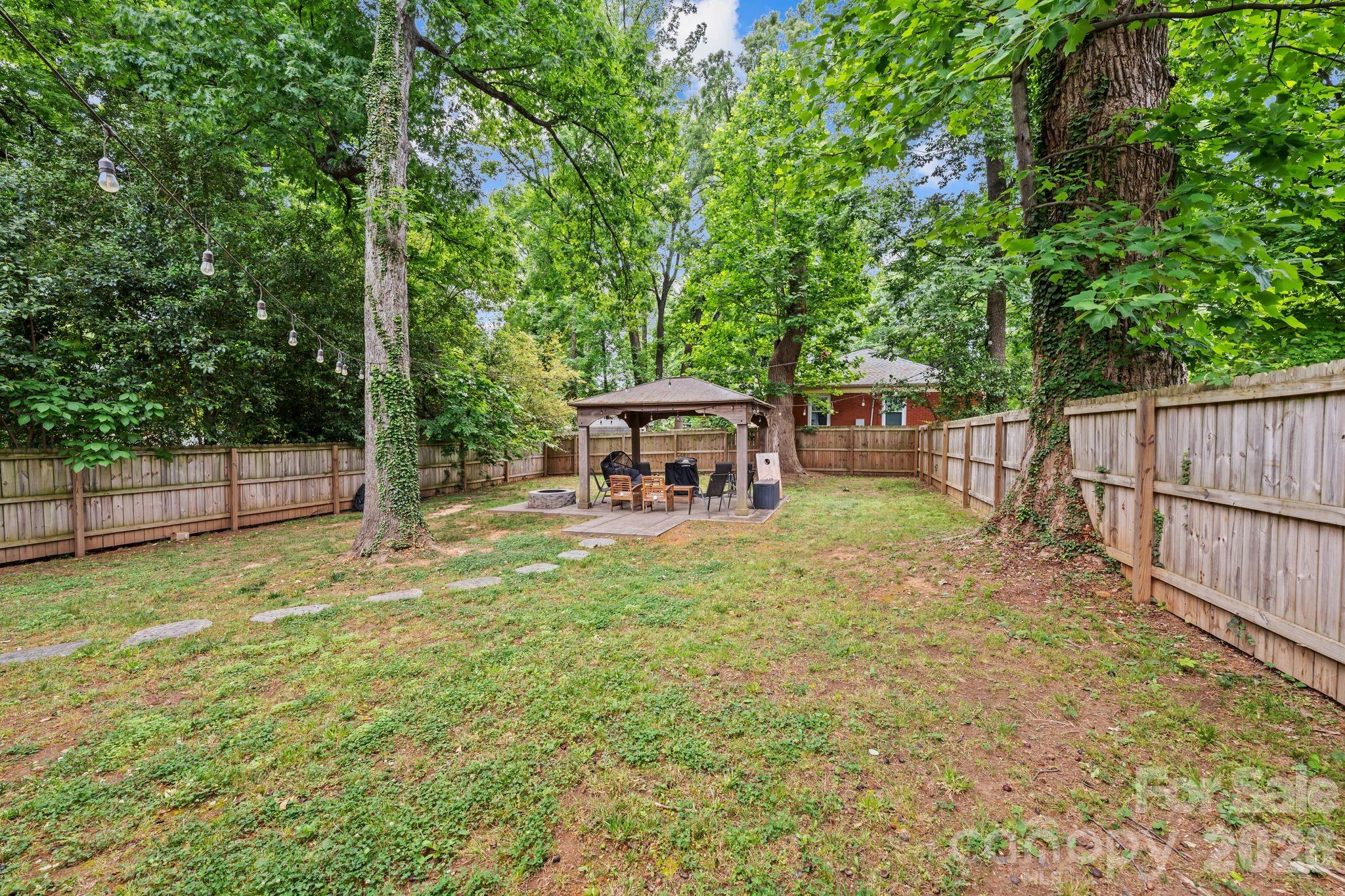 3021 Dogwood Avenue — Charlotte