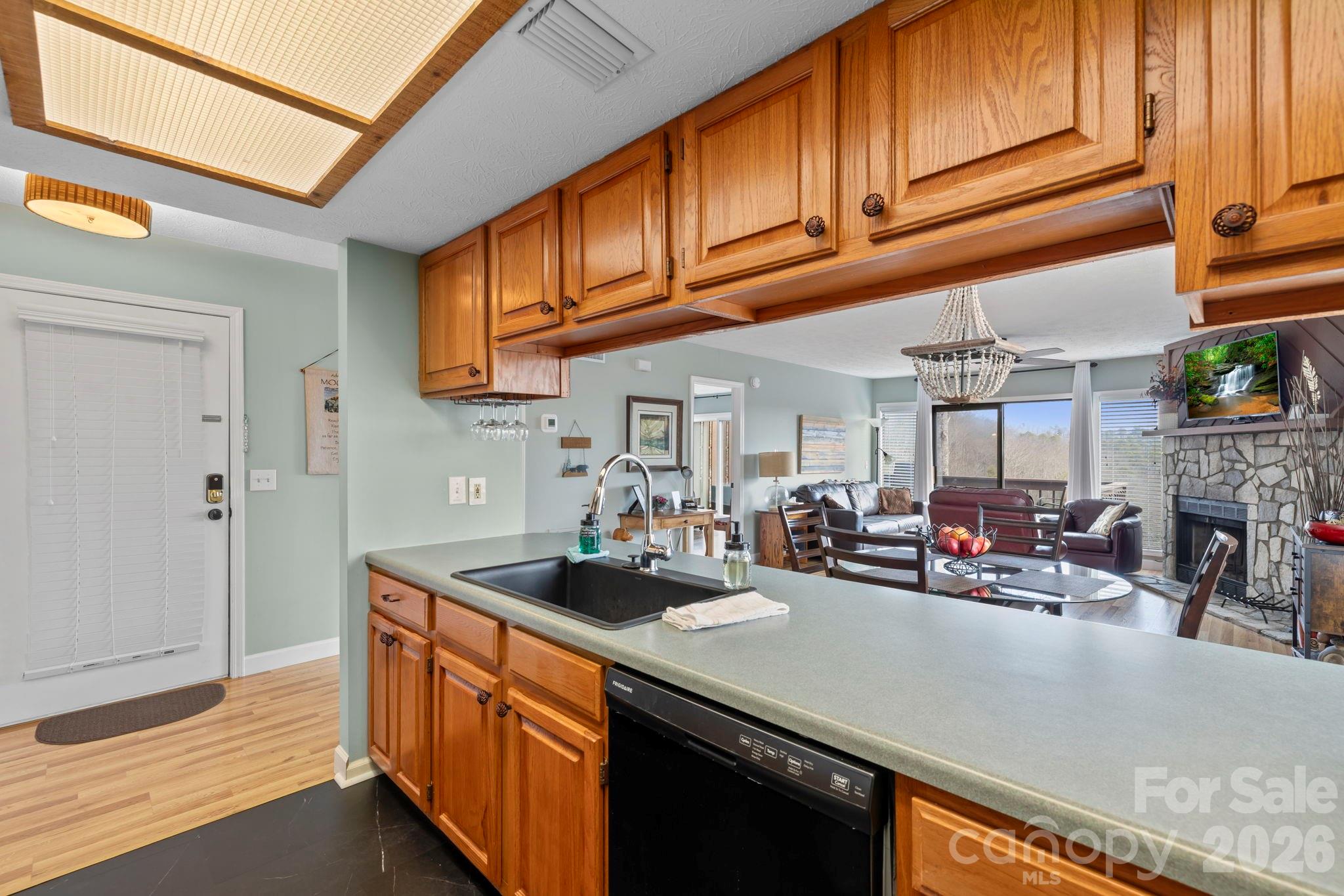 78 Upper Tanglewood Road #6 — Lake Toxaway