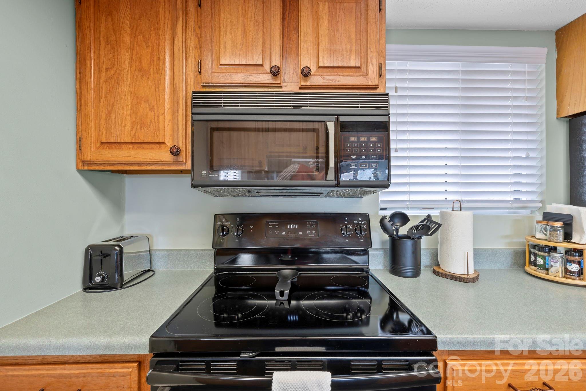 78 Upper Tanglewood Road #6 — Lake Toxaway
