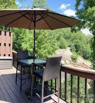 78 Upper Tanglewood Road #6 — Lake Toxaway